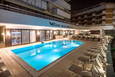 Waldorf Palace Hotel in Cattolica — foto 12