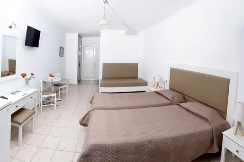 Koni Village Hotel in Δημοτική Ενότητα Μαλίων — foto 24