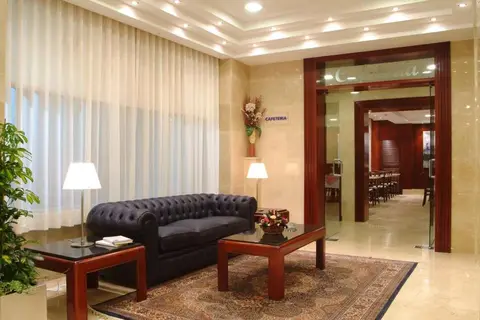 Hotel Gran Legazpi in Madrid — foto 7