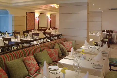 Aquamare Beach & Spa in Paphos — foto 26
