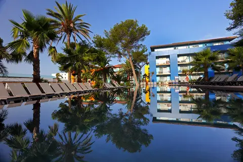 Occidental Menorca in Sant Lluís — foto 4