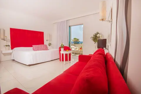 The Dome Beach Hotel & Resort in Ayia Napa — foto 23