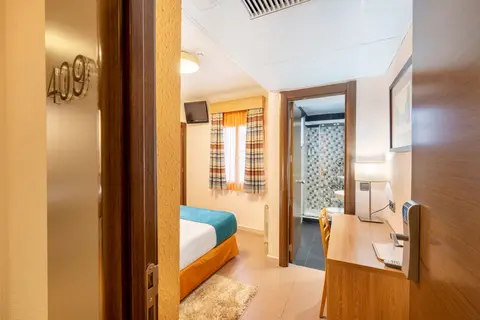 Hostal Ballesta in Madrid — foto 10
