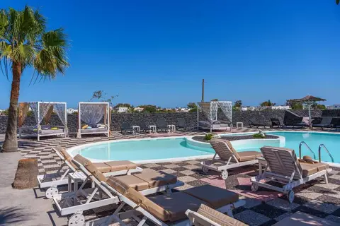 Sandy's Paradise Infinity Resort in Thira Municipal Unit, foto 13