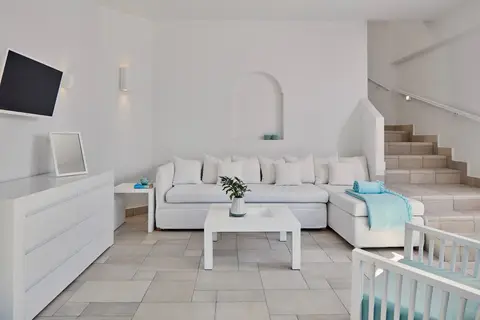 Aqua Blue Hotel - Member Of KD Hotels & Resorts in Δημοτική Ενότητα Θήρας — foto 28