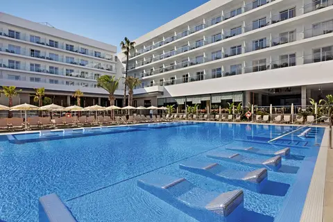 Hotel Riu Playa Blanca in Farallon