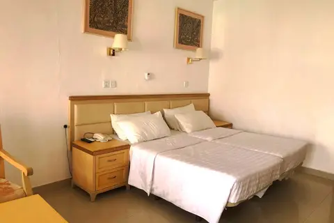 Cape Point Hotel in Serrekunda — foto 3