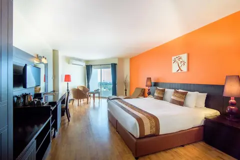 Golden Beach Cha-am Hotel in ชะอำ — foto 7