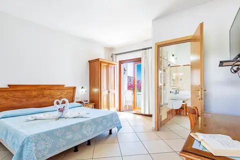 Bonsai Hotel in Santu Diadòru/San Teodoro — foto 10