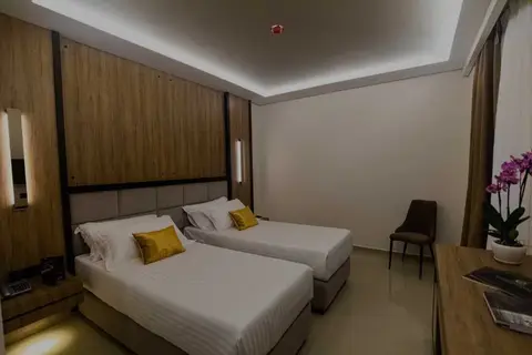 Kraal Hotel in Vlora — foto 11