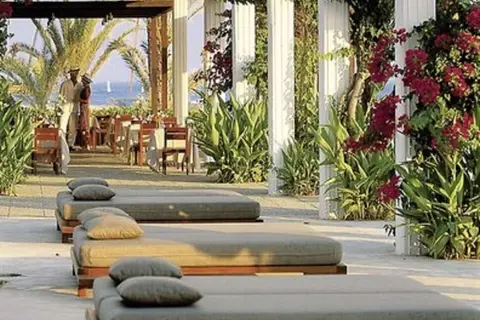 Almyra Hotel in Paphos — foto 16