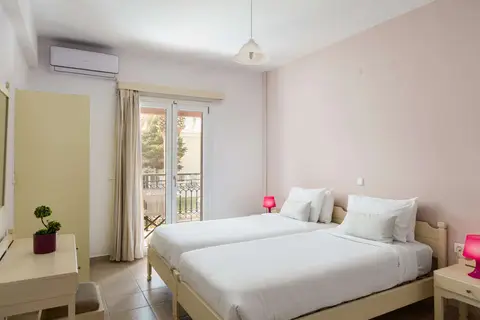 Filorian Hotel Appartementen in Αχαράβη — foto 3