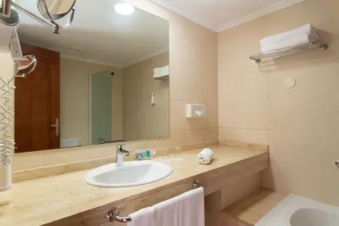 Landmar Costa Los Gigantes Family Resort in Santiago del Teide — foto 17