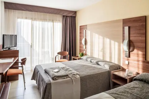 Aqua Hotel in Santa Susanna — foto 2