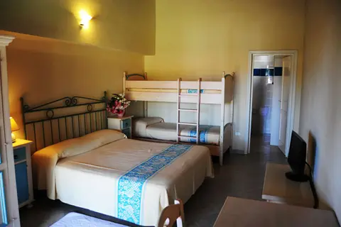 Hotel L'Esagono in San Teodoro — foto 14