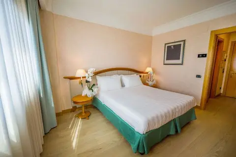 Hotel Perugia Plaza in Perugia — foto 2