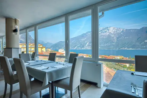 Hotel Cristina in Limone sul Garda — foto 17