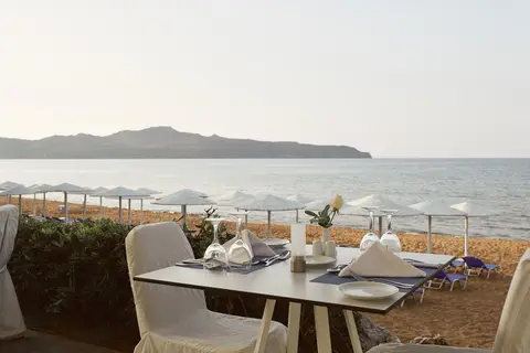 Santa Marina Beach Hotel in Agia Marina — foto 2