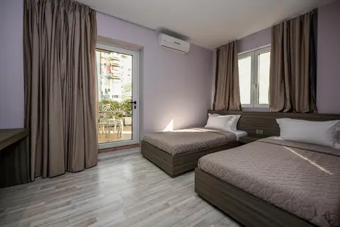Sky Hotel in Tirana — foto 25
