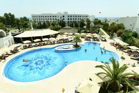 Royal Nozha in الحمامات — foto 22