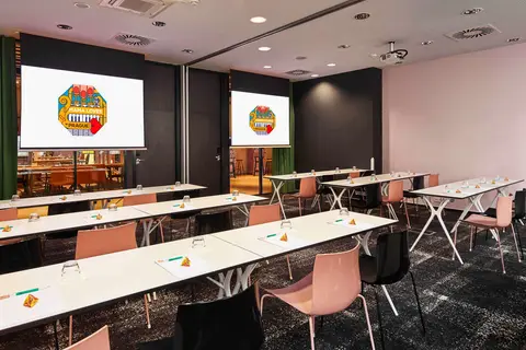 Hotel Mama Shelter Prag in Praag — foto 25