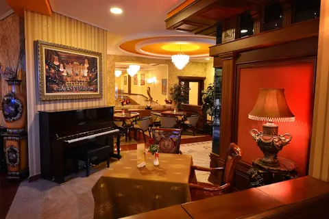 Hotel Austria in Tirana — foto 26