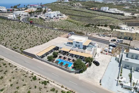 Impressive One Santorini in Pyrgos — foto 23