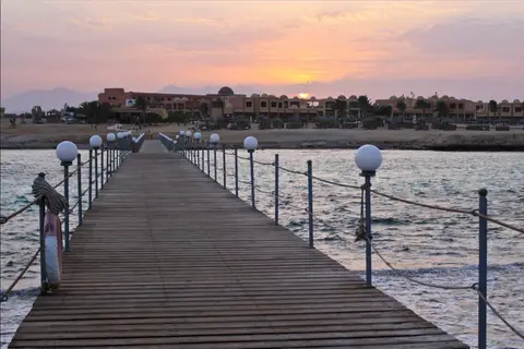 Wadi Lahmy Azur Resort Berenice in محمية وادي الجمال وجبل حماطة — foto 17
