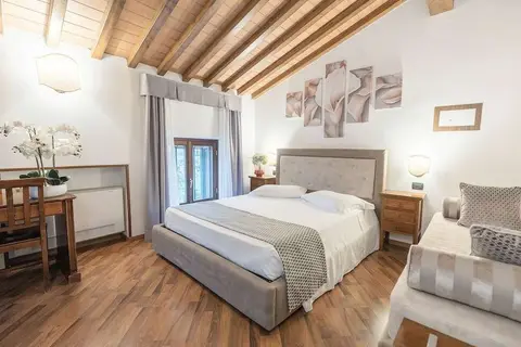 Hotel Villa Cariola in Caprino Veronese, foto 3