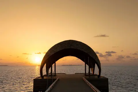 OUTRIGGER Maldives Maafushivaru Resort in Maafushivaru — foto 22