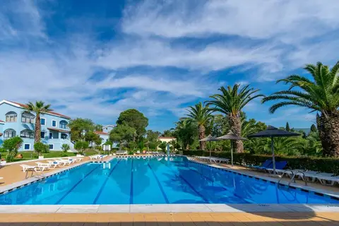 Govino Bay Corfu in Γουβιά — foto 2