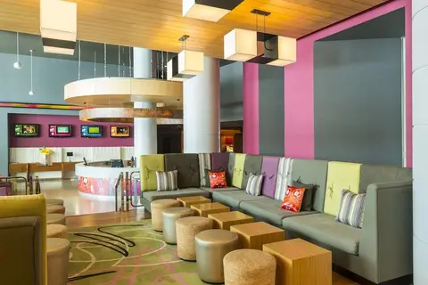Aloft Abu Dhabi in الروضة — foto 20