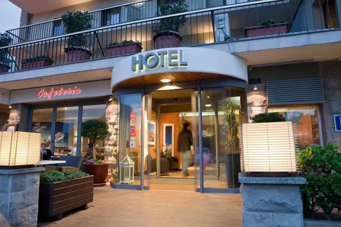 ibis Styles Figueres Ronda in Figueres — foto 21