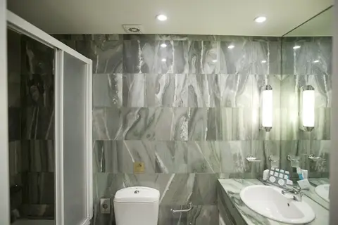 Hotel Hera in Athene — foto 9