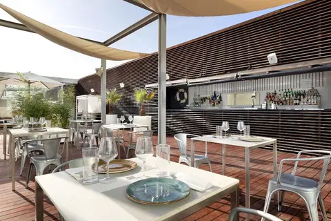 Hotel The Level at Meliá Barcelona Sky in Barcelona — foto 17