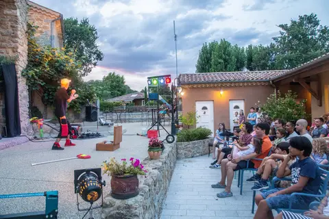 Camping Domaine De Sévenier & Spa in Lagorce — foto 13