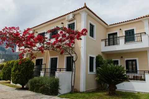 So Nice Hotel in Municipal Unit of Marathokabos
