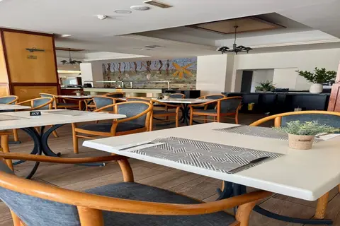Navarria Hotel in Limassol — foto 5
