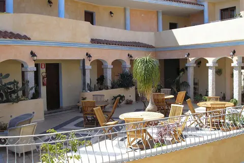 Bonsai Hotel in Santu Diadòru/San Teodoro — foto 28