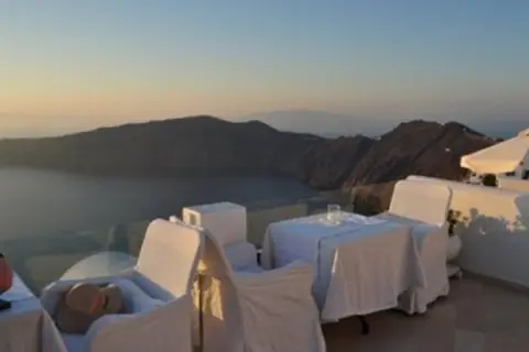 Above Blue Suites in Δημοτική Ενότητα Θήρας — foto 4