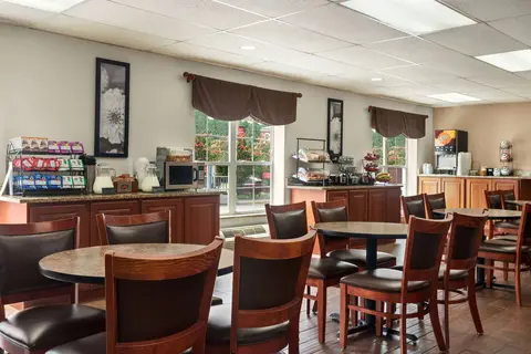 Ramada Pigeon Forge North in Pigeon Forge — foto 29