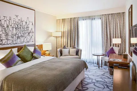 Pullman Dubai Creek City Centre Residences in Dubai — foto 25