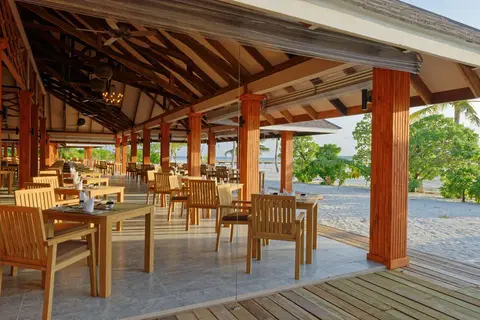 Brennia Kottefaru in Raa Atoll — foto 8