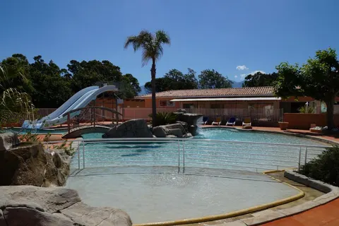 Camping Les Castors & International foto 3