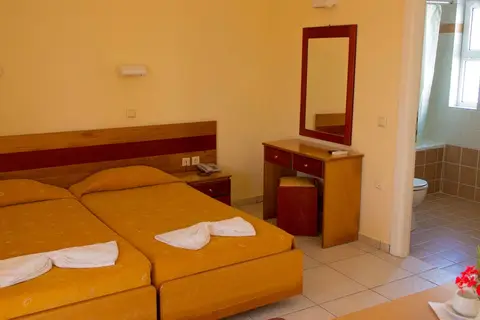 TIME TO SMILE Saint Nicholas Hotel in Corfu — foto 23
