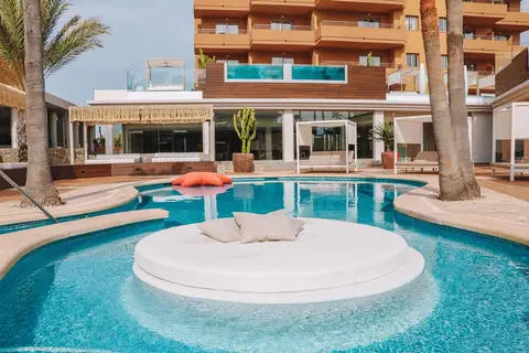 Marins Beach Club in Sant Llorenç des Cardassar — foto 7