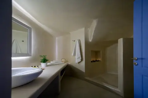 Este Luxury Suites in Φηρά Θήρας — foto 29