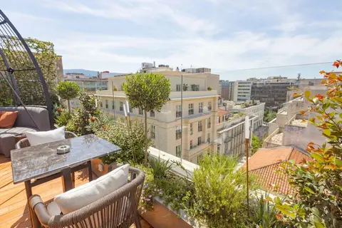 Adia Aluma Athens Curio Collection by Hilton in Athene — foto 10