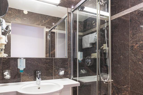 Hotel Fish Inn Zell foto 7