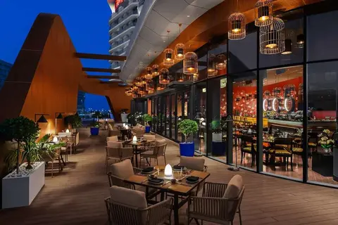 Hampton by Hilton Marjan Island in جزيرة المرجان — foto 7